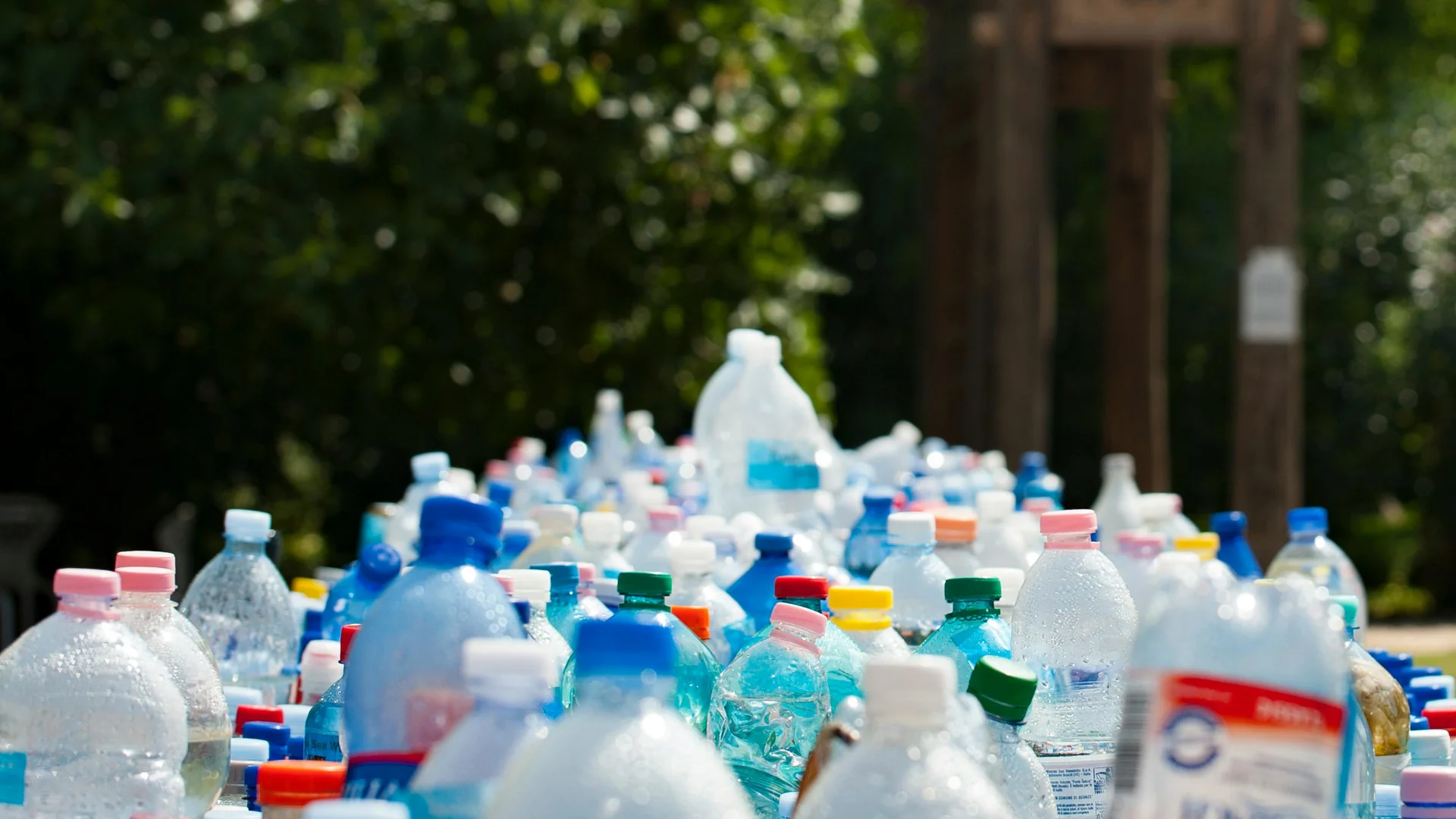 Used plastic packaging in the environment, creating an unpleasant odour.